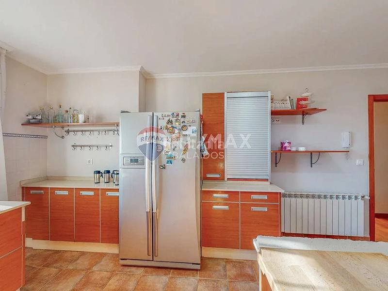 Foto 145707b7-5076-4196-8a0b-342267e04775. Xalet amb calefacció aparcament piscina a Tui