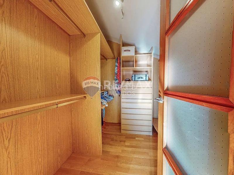 Foto 167f5b60-2922-4b36-82d3-3bee5f2b49cc. Xalet amb calefacció aparcament piscina a Tui