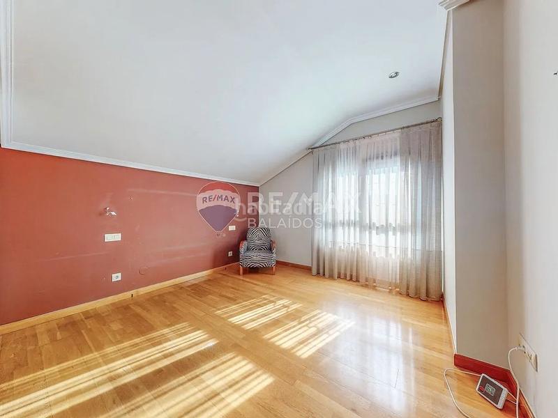 Foto 6b8ab945-5b7a-4c37-ae58-3bf4c298df26. Xalet amb calefacció aparcament piscina a Tui