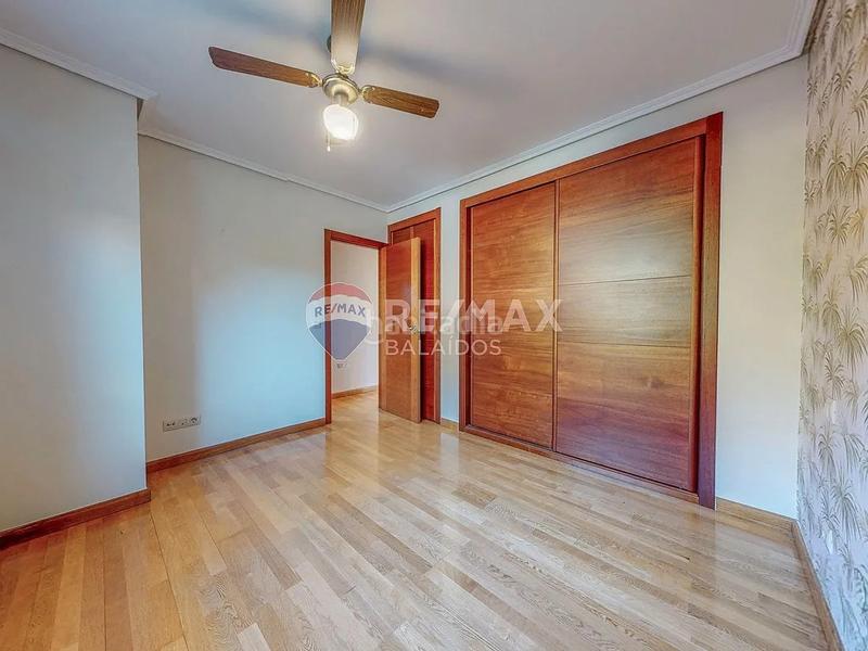 Foto 732740ba-14ea-4d98-ab07-15effd4c7e6a. Xalet amb calefacció aparcament piscina a Tui