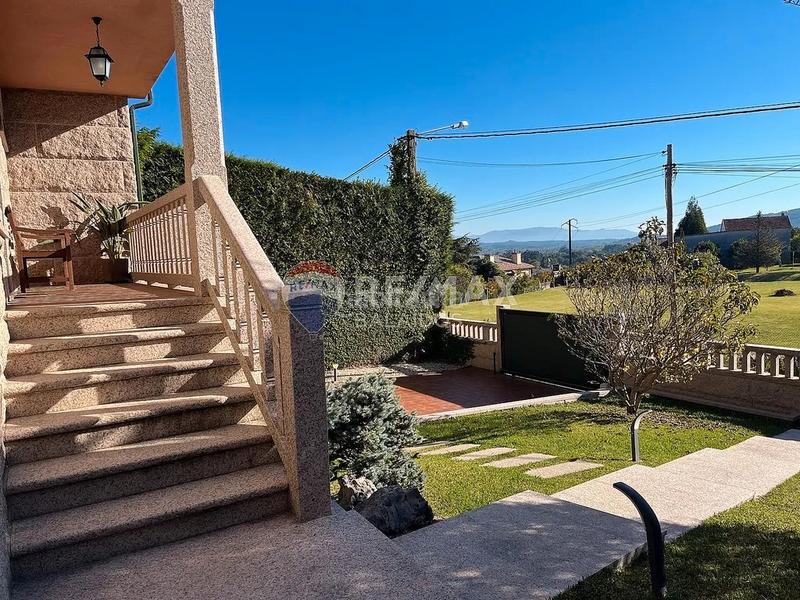 Foto e855a3b0-f8c1-4472-9770-8c621992623b. Xalet amb calefacció aparcament piscina a Tui