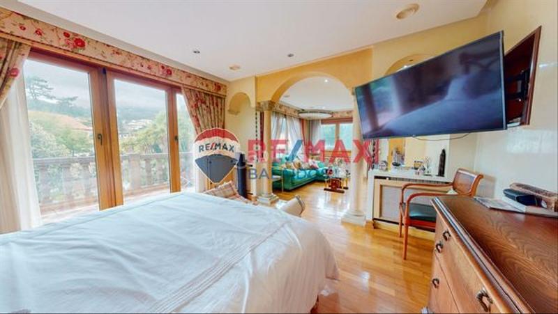 Foto 00bf6002-b65f-44bb-974b-84828aac3c9d. Casa amb xemeneia calefacció aparcament piscina a Mos