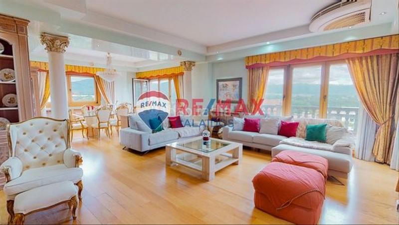 Foto 59900cb6-5984-4d0e-9321-1e3ff0f9a315. Casa amb xemeneia calefacció aparcament piscina a Mos