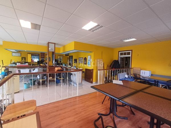 Foto 596d983d-5593-4600-800c-da1a152fbcc8. Casa amb calefacció aparcament a Cañiza (A)