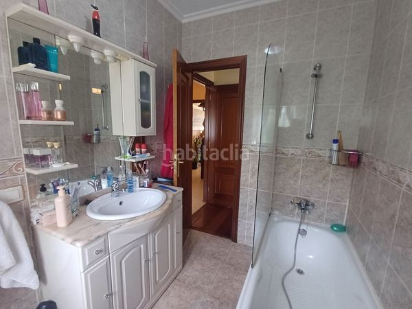 Foto 916a39c7-26d4-4e50-807f-56d247ea899d. Casa amb calefacció aparcament a Cañiza (A)