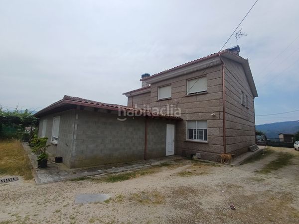 Foto b1fe4cc1-1548-4620-866c-f17e39d7533c. Casa amb calefacció aparcament a Cañiza (A)