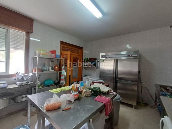 Foto b3a5bc67-603d-421b-9e81-36ab46657e47. Casa amb calefacció aparcament a Cañiza (A)