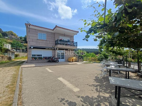 Foto e57bf170-8f00-4f64-a7da-9b019a383253. Casa amb calefacció aparcament a Cañiza (A)