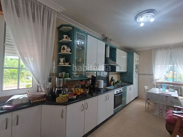 Foto e8858f99-611e-4d3a-ab7f-5ee0e3e802b8. Casa amb calefacció aparcament a Cañiza (A)