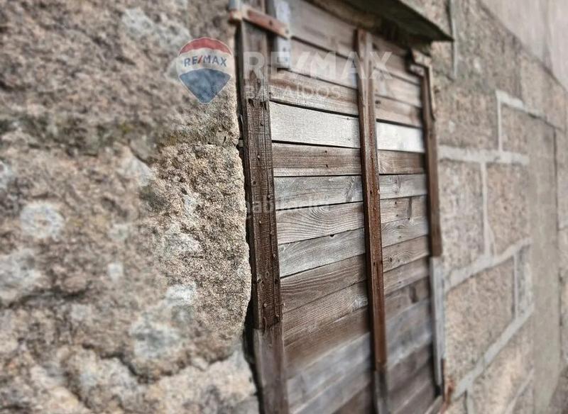 Foto d8bebfb0-5874-4bb6-b6a8-b6e2dcffca46. Casa in Moaña