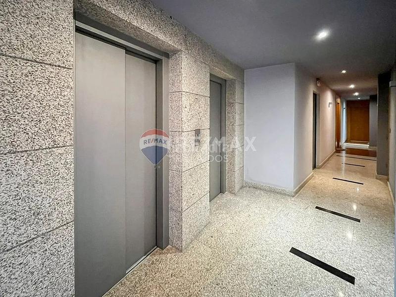 Foto 1c42b405-b661-464a-9fa5-dbaa0447d274. Apartamento en rúa vista alegre 30 en Centro - Areal Vigo