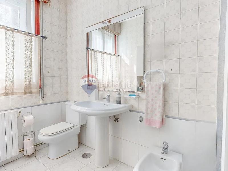 Foto e954ed21-b600-4b41-aa91-3ffd6d5b63a4. Maison dans rúa do hío 3 dans Cangas pueblo Cangas