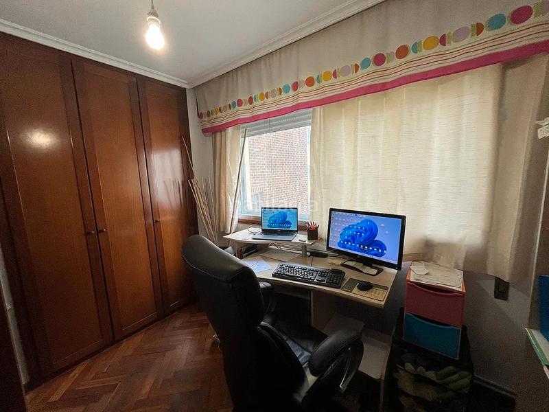 Foto 76749a43-fc22-4241-9683-a3670267b008. Flat with heating parking in As Travesas - Balaidos Vigo