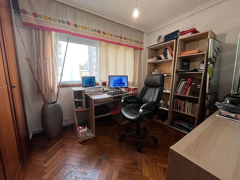 Foto ae1f6a8a-d760-47d1-bdf2-04ffa937932c. Flat with heating parking in As Travesas - Balaidos Vigo