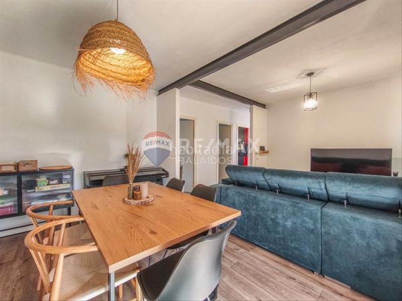 Foto e531e434-ca62-42b9-912b-8bf533b5d1a7. Chalet con riscaldamento parcheggio in Valadares - Beade Vigo