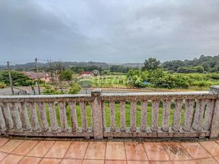 Casa  Lugar o correlo. A tan solo 25 minutos de vigo y 3km de ponteareas.