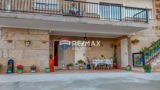 Xalet  Lugar entreeidos 3. Casa con ascensor ..acceso para persona con movilidad reducida