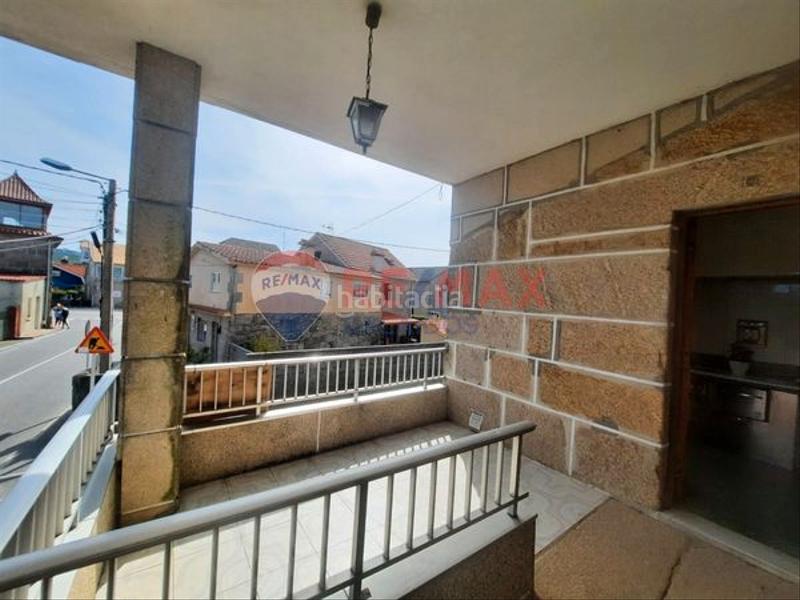 Foto 53cc426e-9a42-48b0-af10-229439cedc44. Casa amb aparcament a Valadares - Beade Vigo