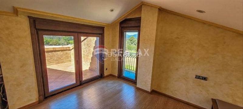 Foto 3ee9fd5e-54af-4b91-b595-8f24bc25317a. Chalet dans camiño das sapeiras 23 dans Baiona