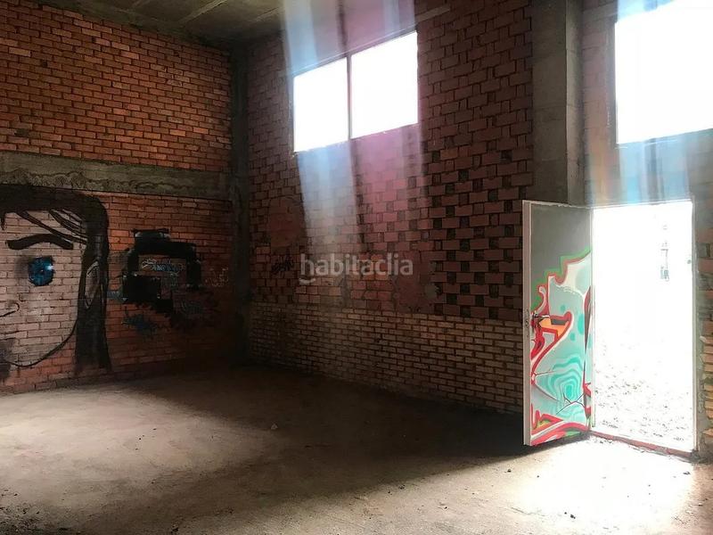 Foto 59b5599b-ac54-4045-aab3-984503f40bf1. Locale commerciale in rúa arquitecto pérez bellas 9 in Vigo