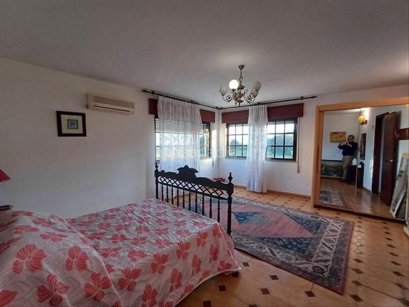 Foto aeafb943-dd03-428d-8d24-c0d9a63c5a6c. Maison avec parking dans Guarda (A)