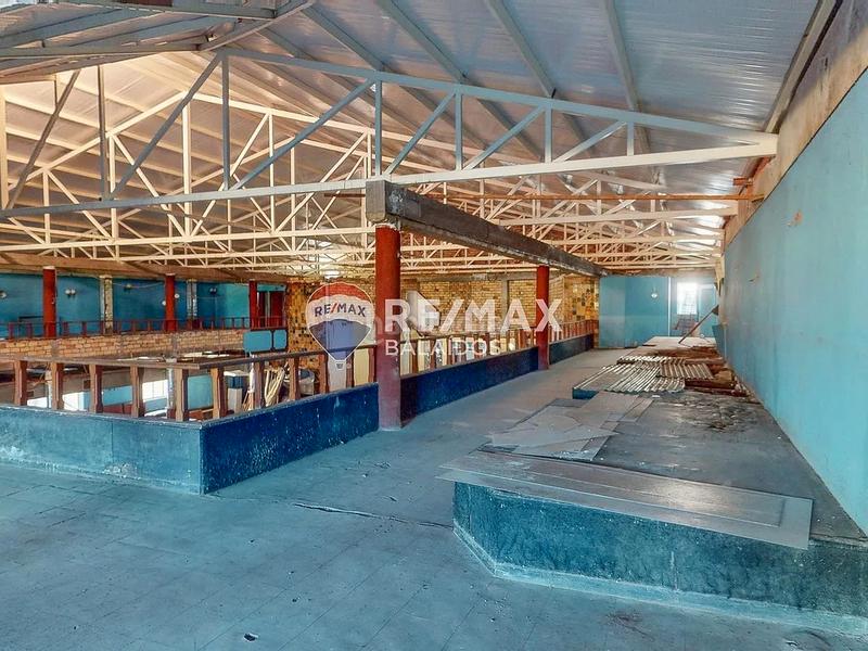 Foto b31af199-f13d-41c4-a213-6fdfaeb8b54f. Locale commerciale in Redondela