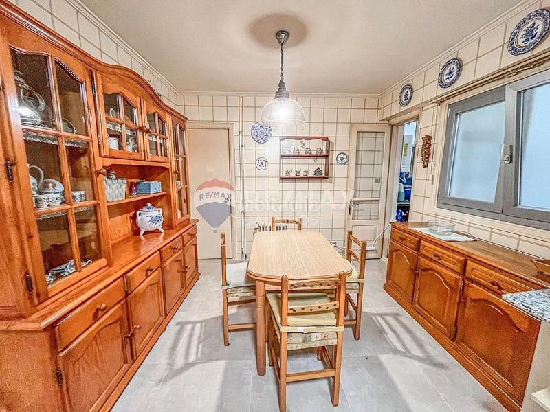 Foto 67c84eb6-8f05-4b9d-890a-2d6baa23c1d7. Appartamento con riscaldamento parcheggio in Plaza España - Corte Inglés Vigo