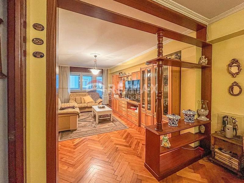 Foto 923382cd-ed62-4a2d-98fc-1930d014d45d. Appartamento con riscaldamento parcheggio in Plaza España - Corte Inglés Vigo