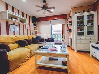 Zweistöckige Wohnung in Rúa de roade 3. Duplex a  metros de la playa ??????