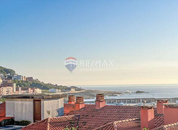 Foto ba9bd21d-1ff3-4106-b02f-e5a910fd9422. Casa amb calefacció a Guarda (A)