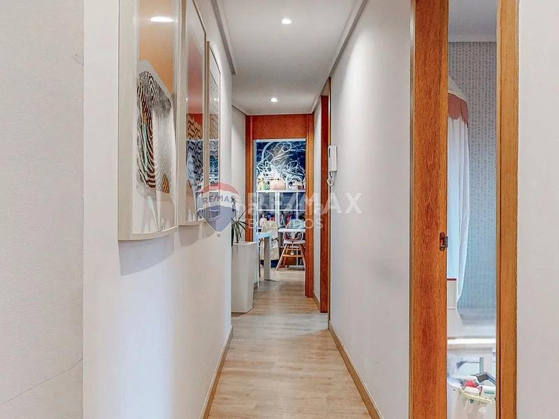 Foto 4b9d56e6-f49e-43a3-9ef3-83e90cf5888d. Appartement dans rúa vista alegre 30 dans Centro - Areal Vigo