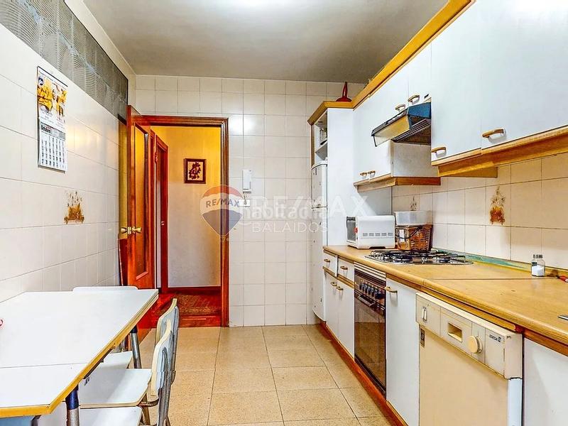 Foto 8c9db02a-e120-41b9-82f9-9145b2292a4e. Appartamento con riscaldamento parcheggio in Casablanca - Calvario Vigo