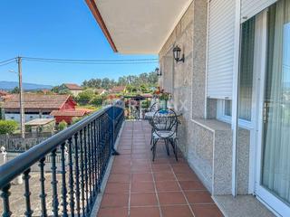 Chalet  Lugar entreeidos. Casa con ascensor ..acceso para persona con movilidad reducida