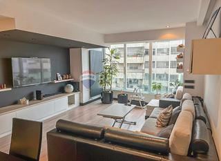 Appartamento  Rúa de venezuela. Situado a metros del corte ingles..totalmente reformado