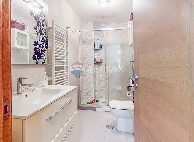 Foto e46cc1fd-6dc2-4bac-b8fa-eac9f31d9e07. Piccolo appartamento con riscaldamento parcheggio in Vigo