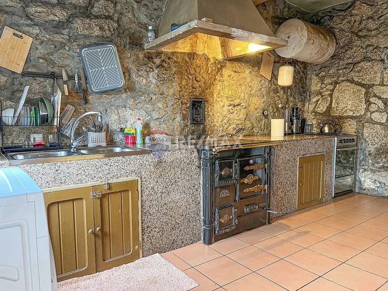 Foto 3f306efc-43e7-4c58-9c3b-eb97f7773f79. Casa amb aparcament a Tui