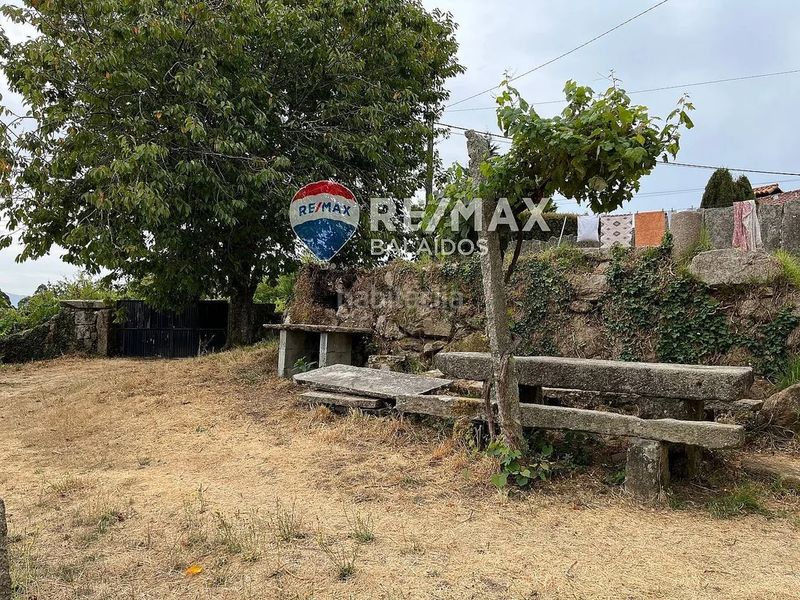 Foto d7f279c2-d6ef-471b-b9ae-4bf5476ebc54. Casa amb aparcament a Tui