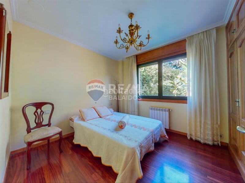 Foto 0c970ad8-ccb0-4082-95e9-228939a019cc. Casa amb xemeneia calefacció aparcament piscina a Gondomar