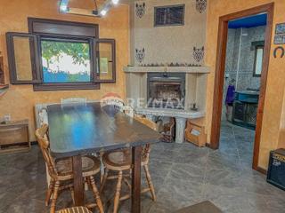 Maison  Lugar o correlo