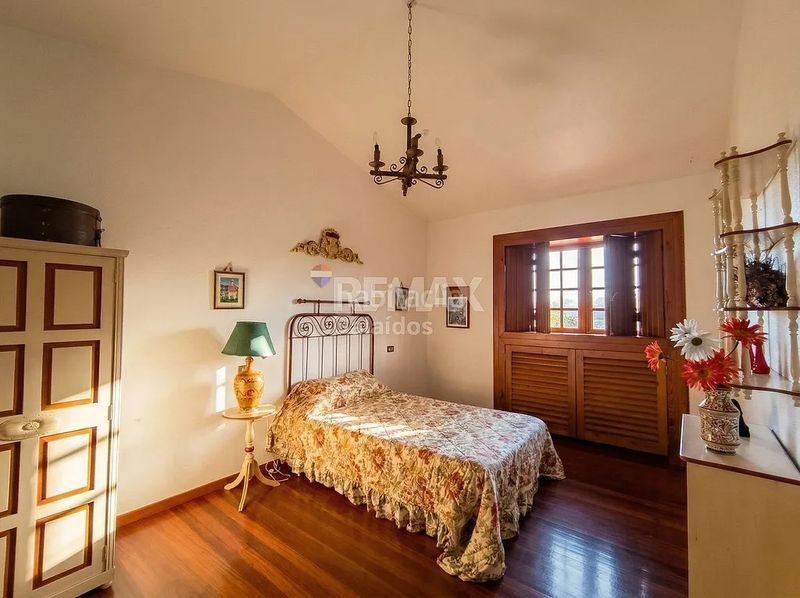 Foto f3c21c93-f005-4572-bcc5-59136e653f6e. Casa amb calefacció aparcament piscina a Tui