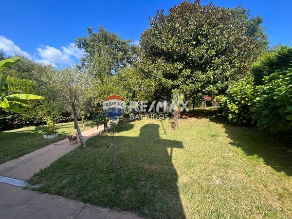 Foto c5f83225-a2bd-4c89-a21d-dc8600cfc940. Xalet amb calefacció aparcament piscina a Gondomar