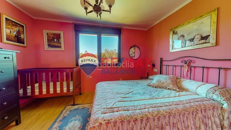 Foto 116a2537-5523-4ca8-b3b6-5da6b3d0eb4c. Casa amb xemeneia aparcament piscina a Ponteareas