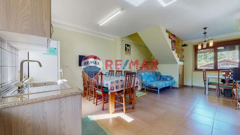 Foto 94893599-714d-4586-9921-c9bc6e825236. Casa amb xemeneia aparcament piscina a Ponteareas