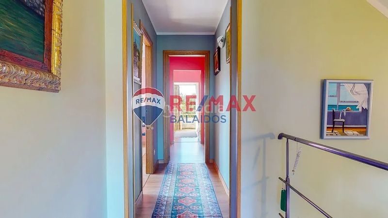 Foto ef1b4dfb-a5e5-4966-bf4e-4857e81fe921. Casa amb xemeneia aparcament piscina a Ponteareas