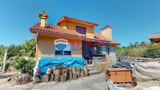 Chalet in Ponteareas