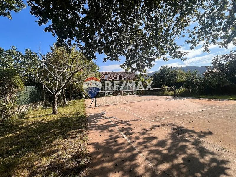 Foto 623587aa-0626-4065-abe3-060eb8b504d7. Casa amb xemeneia calefacció aparcament piscina a Gondomar