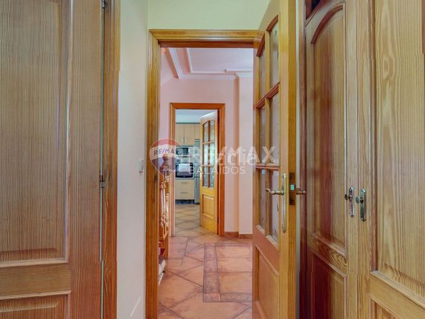 Foto d200d08b-e3dc-460f-9662-c506569dcd0d. Casa amb xemeneia calefacció aparcament piscina a Gondomar