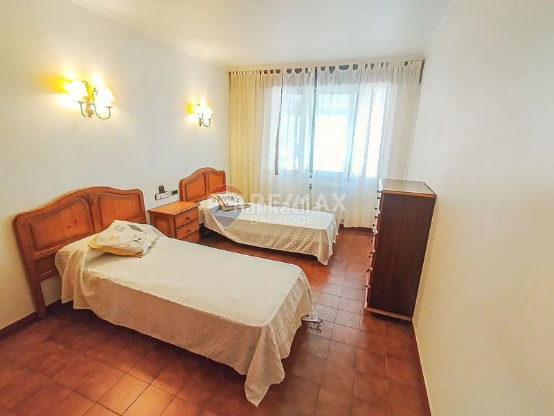 Foto 267d1848-5c25-449f-85a8-8837c63d39e2. Casa amb xemeneia calefacció aparcament piscina a Tomiño