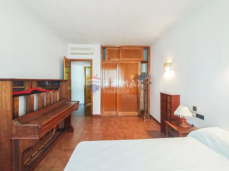 Foto 5109eb33-0e8e-4a6f-962c-3adcb364a7aa. Casa amb xemeneia calefacció aparcament piscina a Tomiño