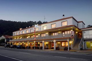 Building  Calle donantes de sangre